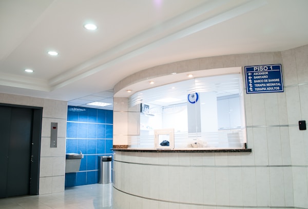 Hospital reception and care setting